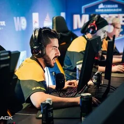 MAJ3R