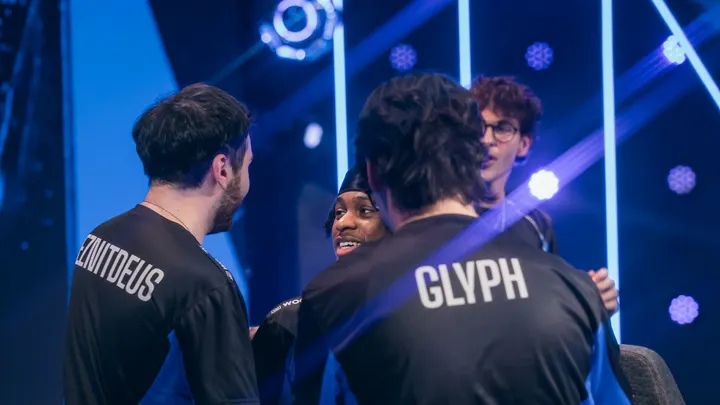 ENVY keznit, GLYPH ve yardımcı koç WKN'in yeni teklifleri değerlendirmesine izin verdi